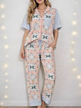 Lands End pajama set patchwork design Large 14-16-short sleeve cropped